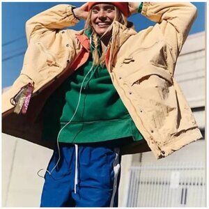 Free People Billie Boxy Lightweight Insulated Jacket in Nectar Size XS - S  NWT